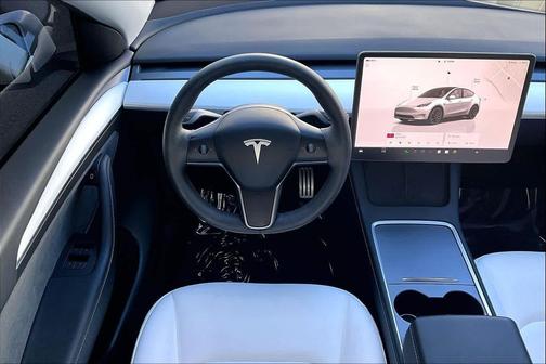 2024 Tesla Model Y Performance Dual Motor All-Wheel Drive