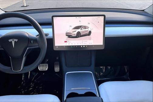 2024 Tesla Model Y Performance Dual Motor All-Wheel Drive