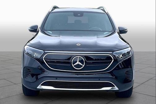 Cosmos Black Metallic 2023 Mercedes-Benz EQB 300 4MATIC
