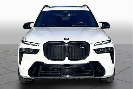 Mineral White Metallic 2025 BMW X7 M60i