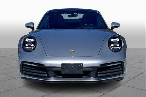 2020 Porsche 911 Carrera