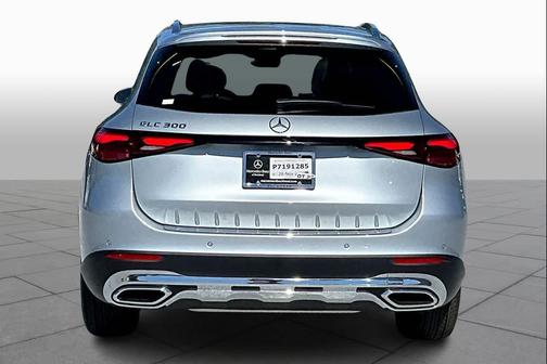 2025 Mercedes-Benz GLC 300 Base