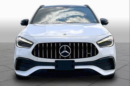Polar White 2022 Mercedes-Benz AMG GLA 35 4MATIC