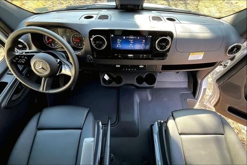 2026 Mercedes-Benz Sprinter 2500 Standard Roof