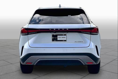 Eminent White Pearl 2023 Lexus RX 350 Luxury