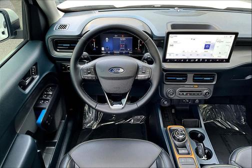 2025 Ford Maverick Lobo