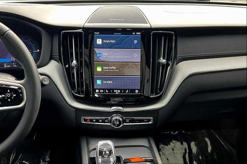 2024 Volvo XC60 Recharge Plug-In Hybrid T8 Ultimate Black Edition