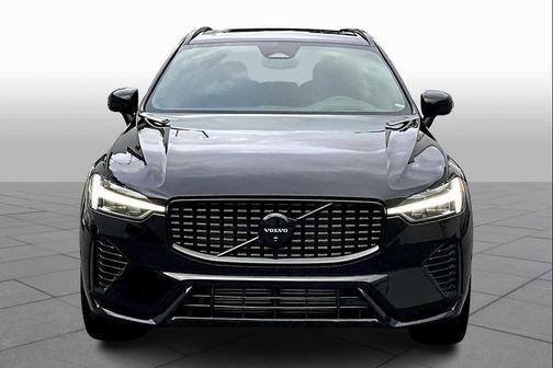 2024 Volvo XC60 Recharge Plug-In Hybrid T8 Ultimate Black Edition