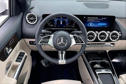2026 Mercedes-Benz GLA 250 4MATIC