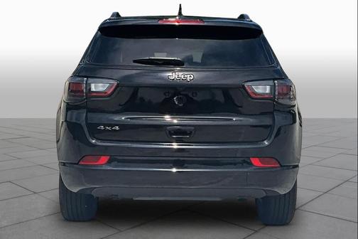 Diamond Black Crystal Pearlcoat 2024 Jeep Compass Limited