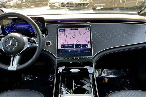 Cirrus Silver Metallic 2023 Mercedes-Benz EQE 500 4MATIC+