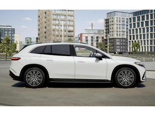 MANUFAKTUR Moonlight White Metallic 2026 Mercedes-Benz EQS 400 EQS 400
