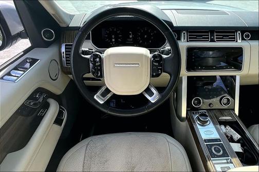 Valloire White Pearl Special Effect Satin 2019 Land Rover Range Rover 3.0L V6 Supercharged HSE