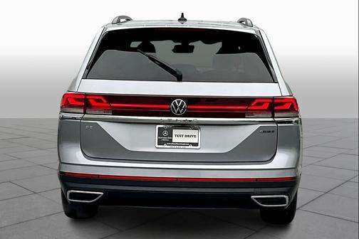 2024 Volkswagen Atlas 2.0T SE