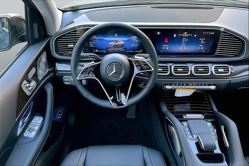 MANUFAKTUR Cote dAzur Light Blue Metallic 2026 Mercedes-Benz GLE 450 4MATIC