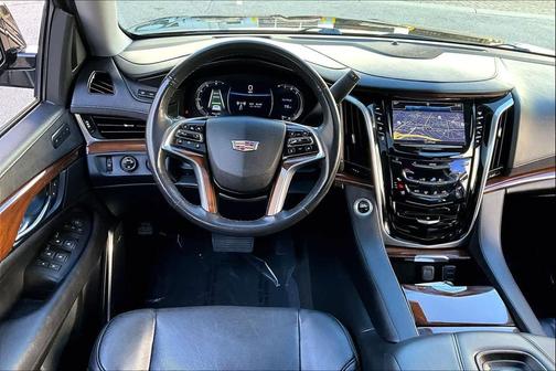 2020 Cadillac Escalade Luxury