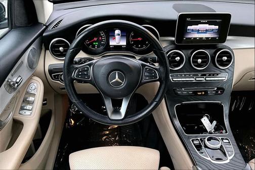 2019 Mercedes-Benz GLC 300 4MATIC