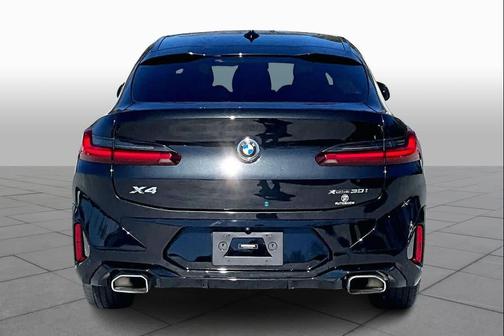 2022 BMW X4 xDrive30i