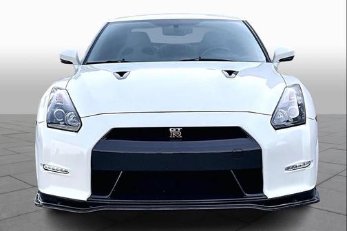 2010 Nissan GT-R Premium