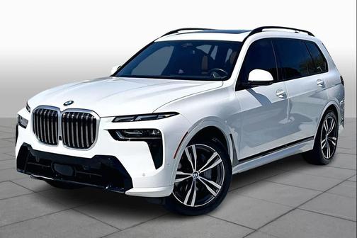 Alpine White 2024 BMW X7 xDrive40i