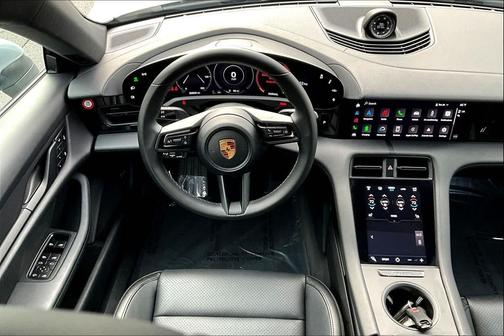 2022 Porsche Taycan 4