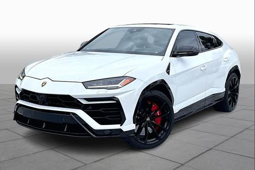 2022 Lamborghini Urus 