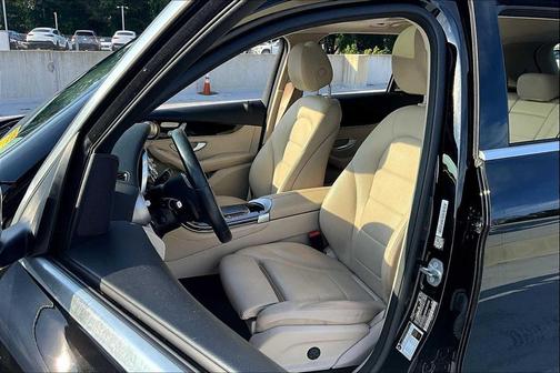 2020 Mercedes-Benz GLC 300 Base