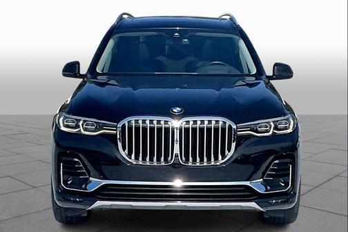 Black Sapphire Metallic 2022 BMW X7 xDrive40i