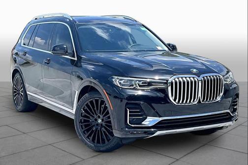 Black Sapphire Metallic 2022 BMW X7 xDrive40i