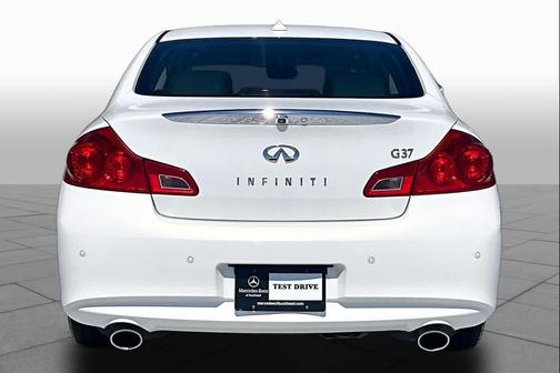 Moonlight White 2013 INFINITI G37 Journey