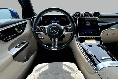 Starling Blue Metallic 2026 Mercedes-Benz GLC 300 Base