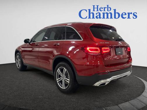 2021 Mercedes-Benz GLC 300 