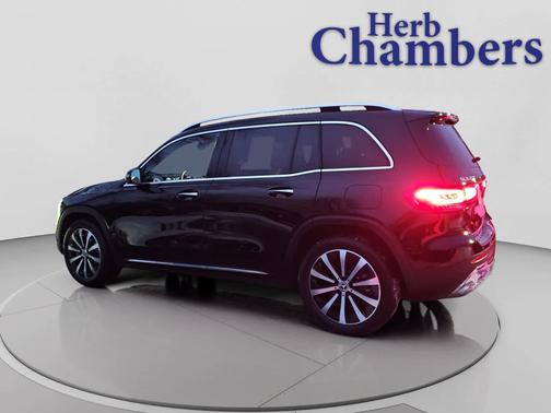 2023 Mercedes-Benz GLB 250 