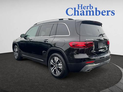 2024 Mercedes-Benz GLB 250