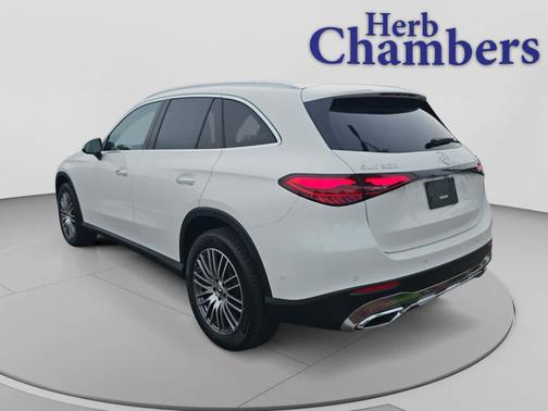 Polar White 2026 Mercedes-Benz GLC 300 4MATIC