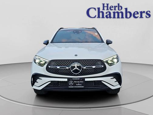 2025 Mercedes-Benz GLC 300 