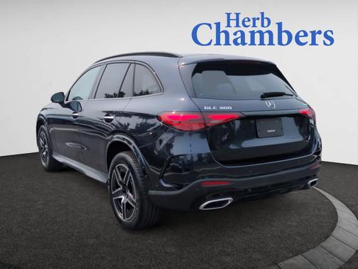 2023 Mercedes-Benz GLC 300 