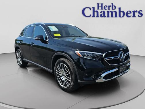 Black 2026 Mercedes-Benz GLC 300 4MATIC