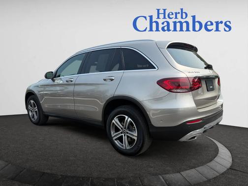 2021 Mercedes-Benz GLC 300