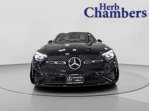 2025 Mercedes-Benz GLC 300 