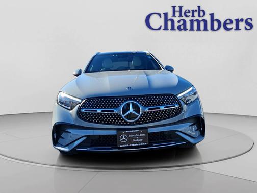 2025 Mercedes-Benz GLC 300 