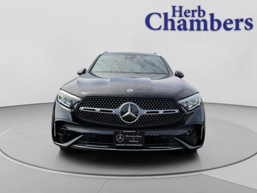 Black 2026 Mercedes-Benz GLC 300