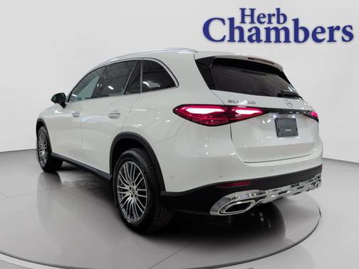 2026 Mercedes-Benz GLC 300 4MATIC