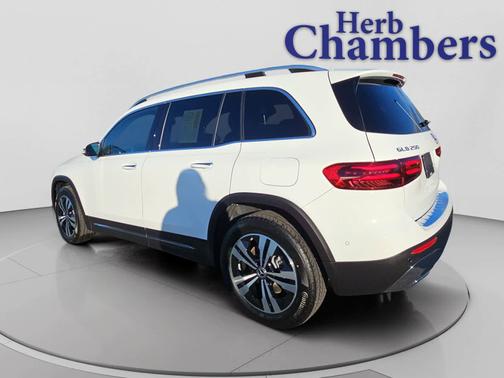 2025 Mercedes-Benz GLB 250 