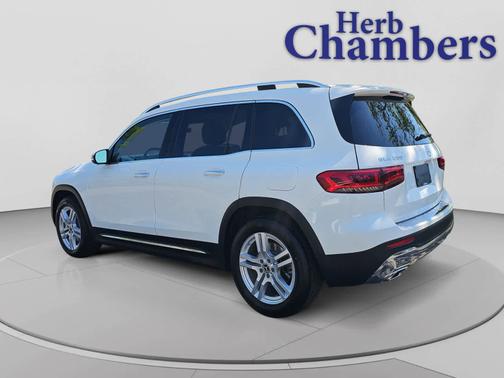 Polar White 2023 Mercedes-Benz GLB 250 4MATIC