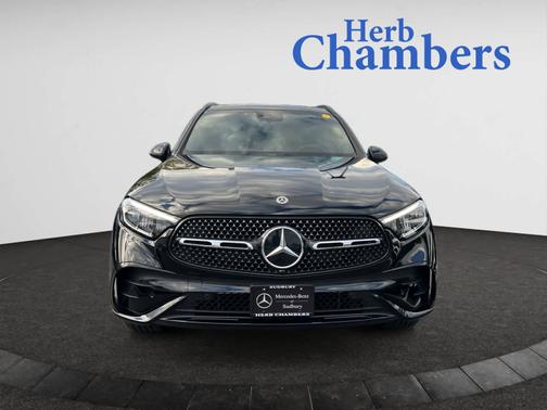 2025 Mercedes-Benz GLC 300 4MATIC