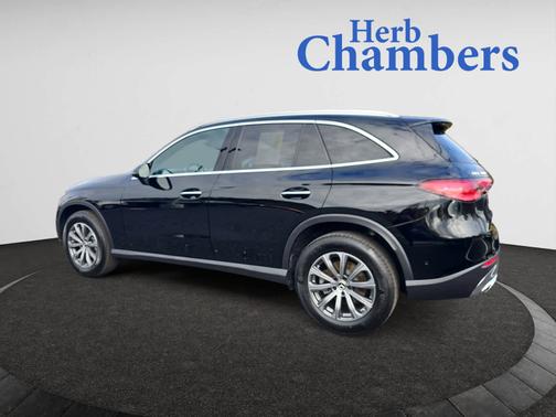 2025 Mercedes-Benz GLC 300 4MATIC