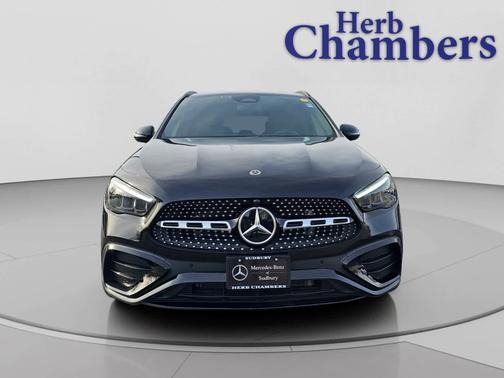 2025 Mercedes-Benz GLA 250 