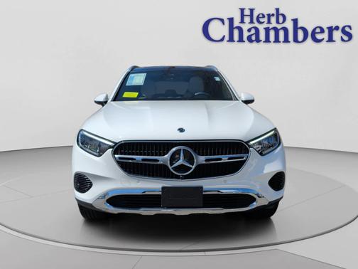 Polar White 2026 Mercedes-Benz GLC 300 4MATIC