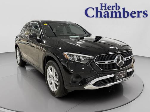 2026 Mercedes-Benz GLC 300 4MATIC